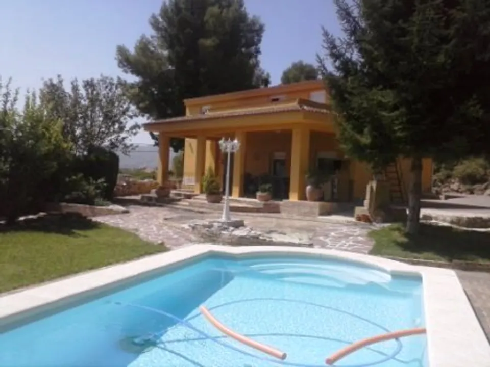 Villa i Ontinyent, Valencia - foto 1