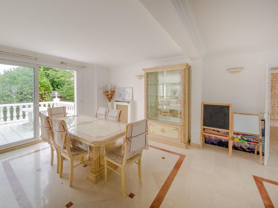 Villa i Drancy, Seine-Saint-Denis - bilde 3