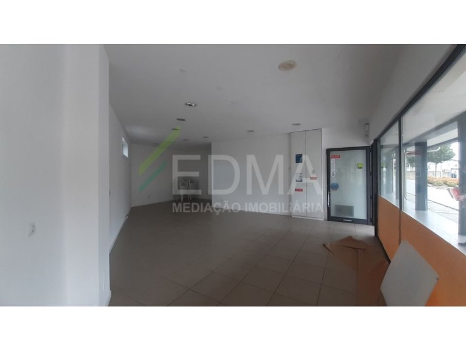 Erhvervsejendom i Vila Nova de Famalicao, Braga - foto 3