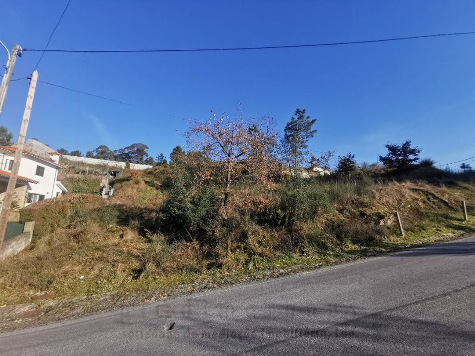 Helårsgrund i Amarante, Porto - foto 1