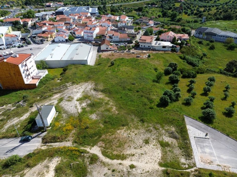 Helårsgrund i Alcanena, Santarem - foto 1