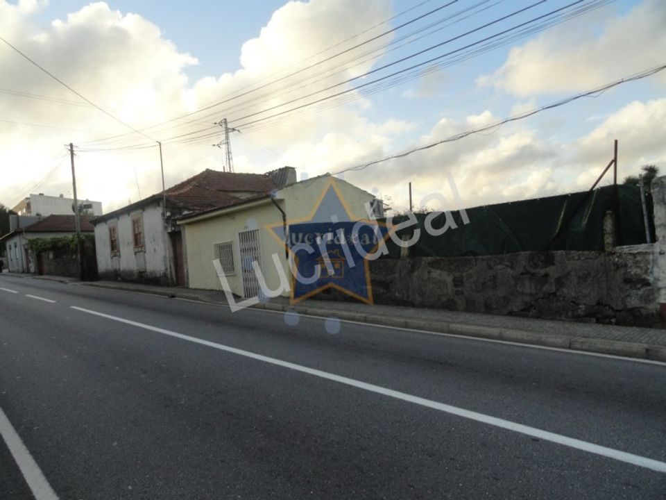 Helårsgrund i Maia, Porto - foto 1