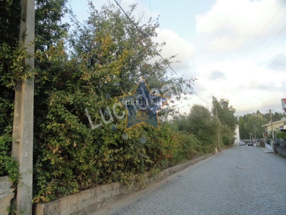 Helårsgrund i Nogueira, Porto - foto 1