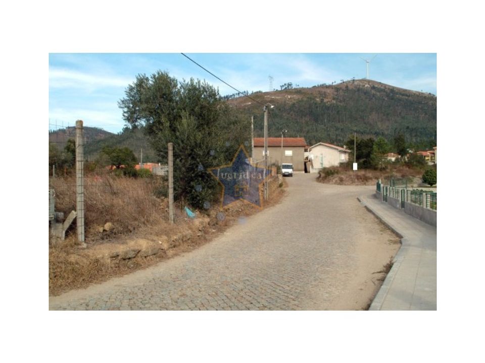 Helårsgrund i Penafiel, Porto - foto 2