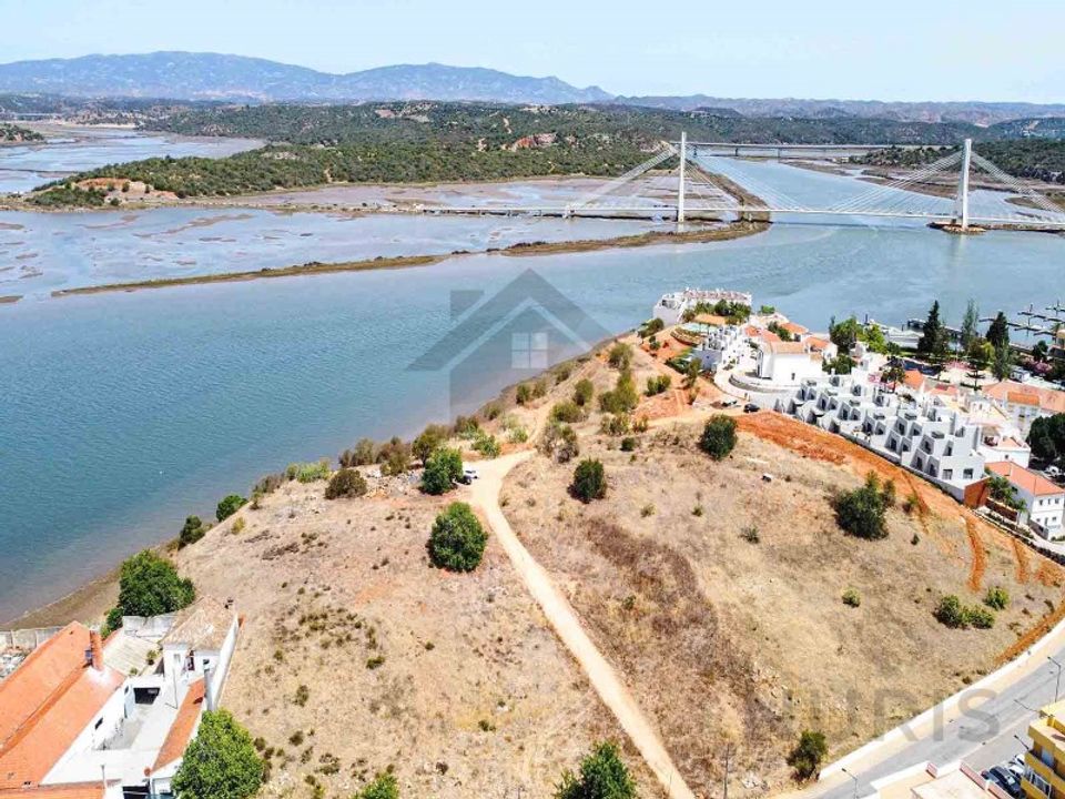 Helårsgrund i Estombar, Faro - foto 1