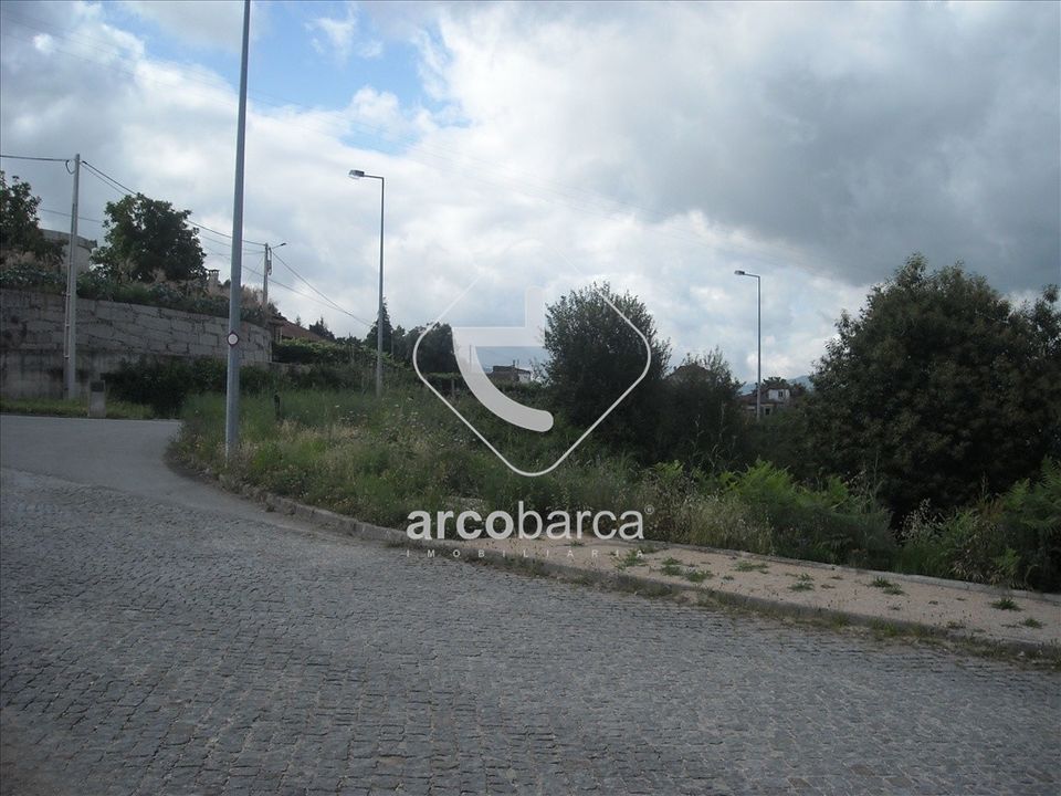 Helårsgrund i Arcos de Valdevez, Viana do Castelo - foto 2
