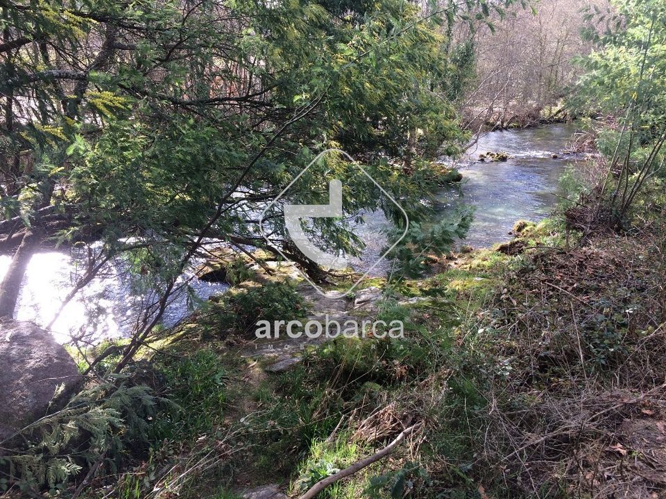 Helårsgrund i Arcos de Valdevez, Viana do Castelo - foto 1