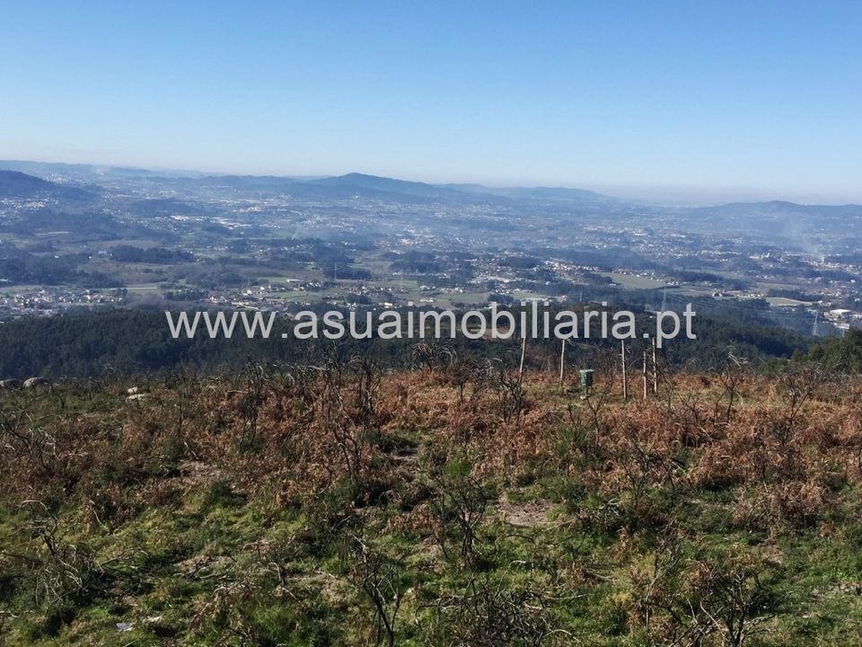 Helårsgrund i Amares, Braga - foto 1