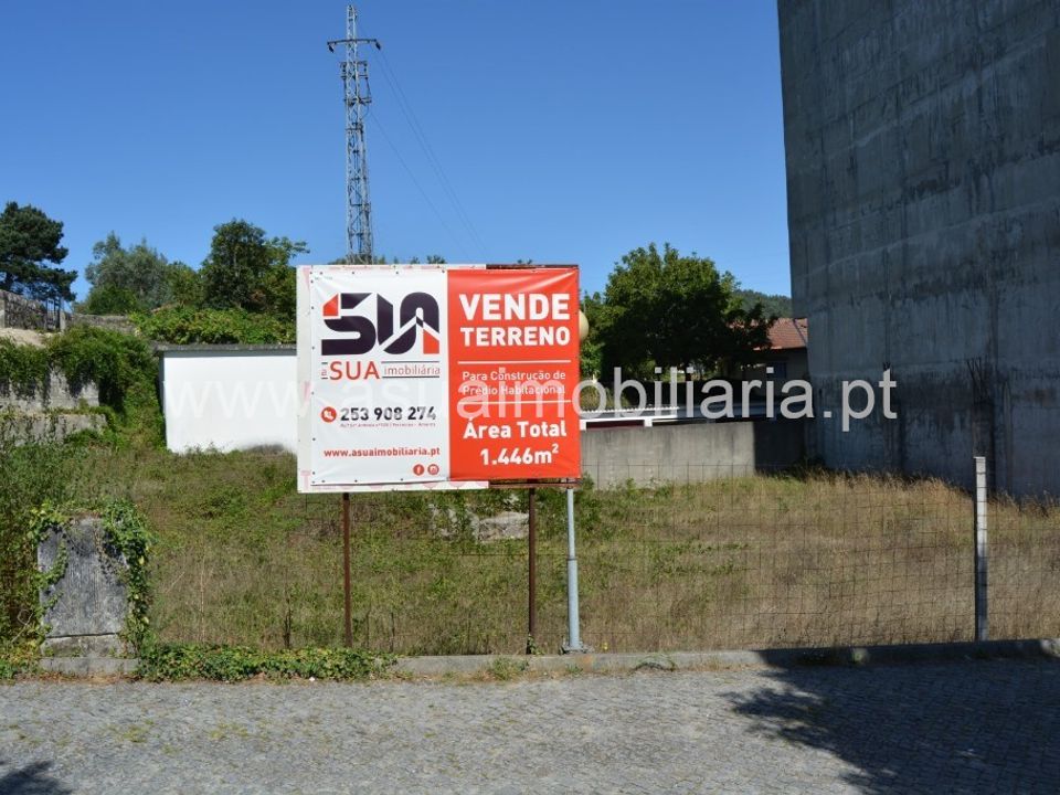 Helårsgrund i Amares, Braga - foto 1