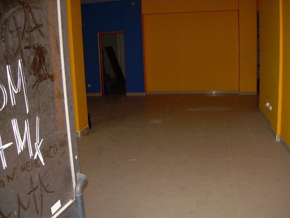 Erhvervsejendom i Almada, Setubal - foto 2