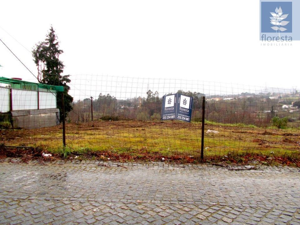 Terreno en Amares, Braga - foto 1