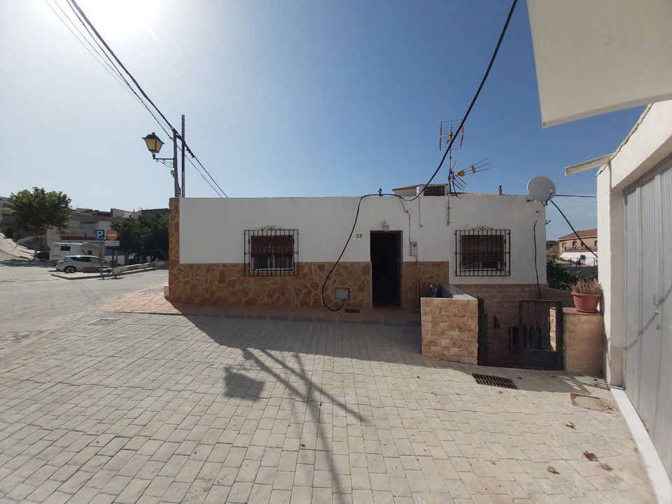 Dorpshuis in Lucainena De Las Torres, Almeria - foto 2