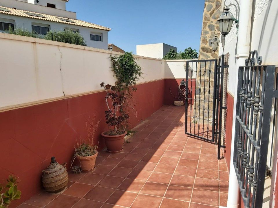 Dorpshuis in Lucainena De Las Torres, Almeria - foto 5