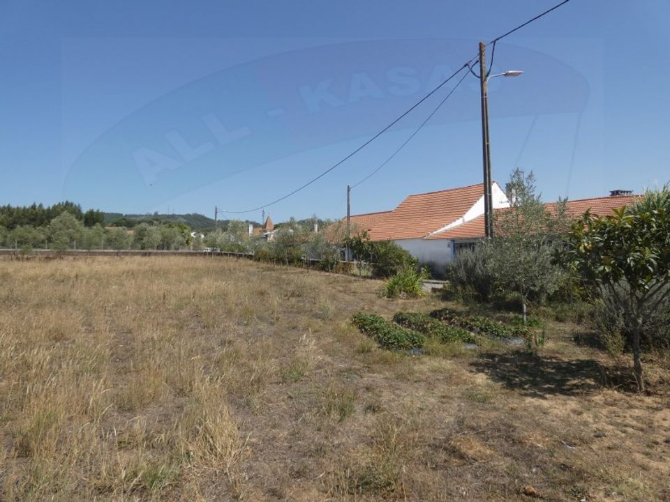 Helårsgrund i Casais e Alviobeira, Santarem - foto 2