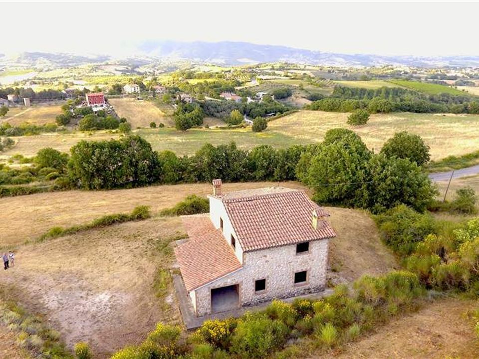Masia a Gualdo Cattaneo, Perugia - foto 3
