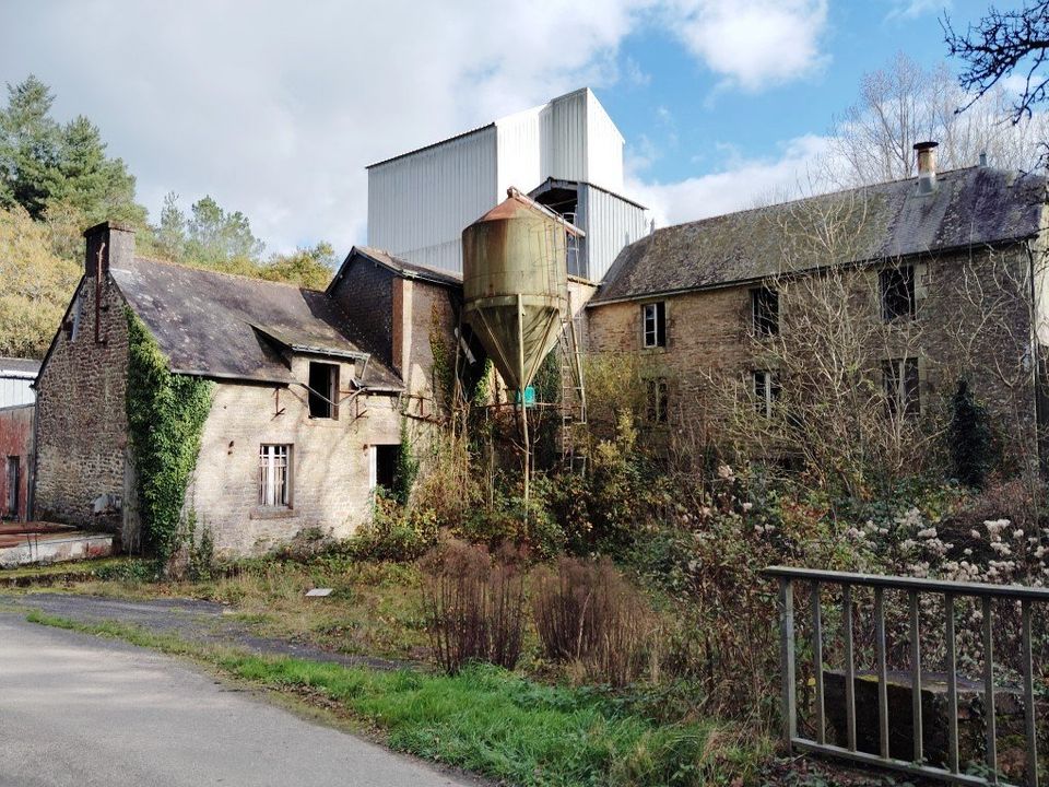Erhvervsejendom i Priziac, Morbihan - foto 2