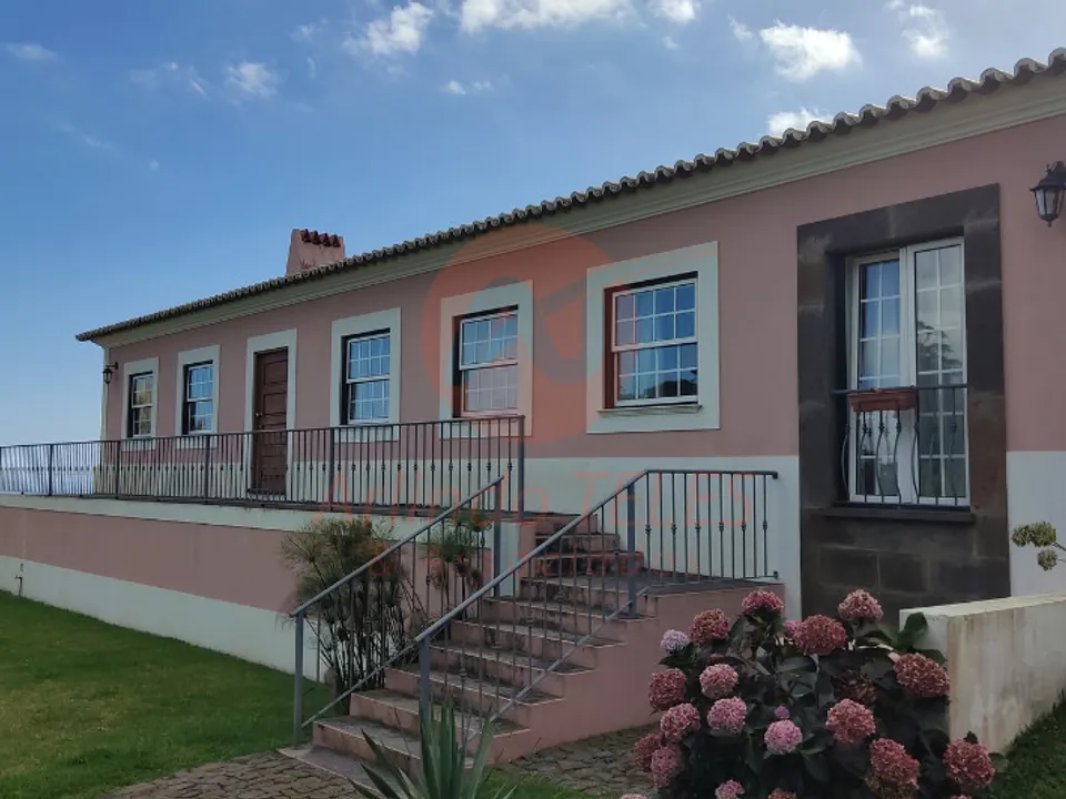 Casa de pueblo en Angra do Heroismo, Terceira - foto 3
