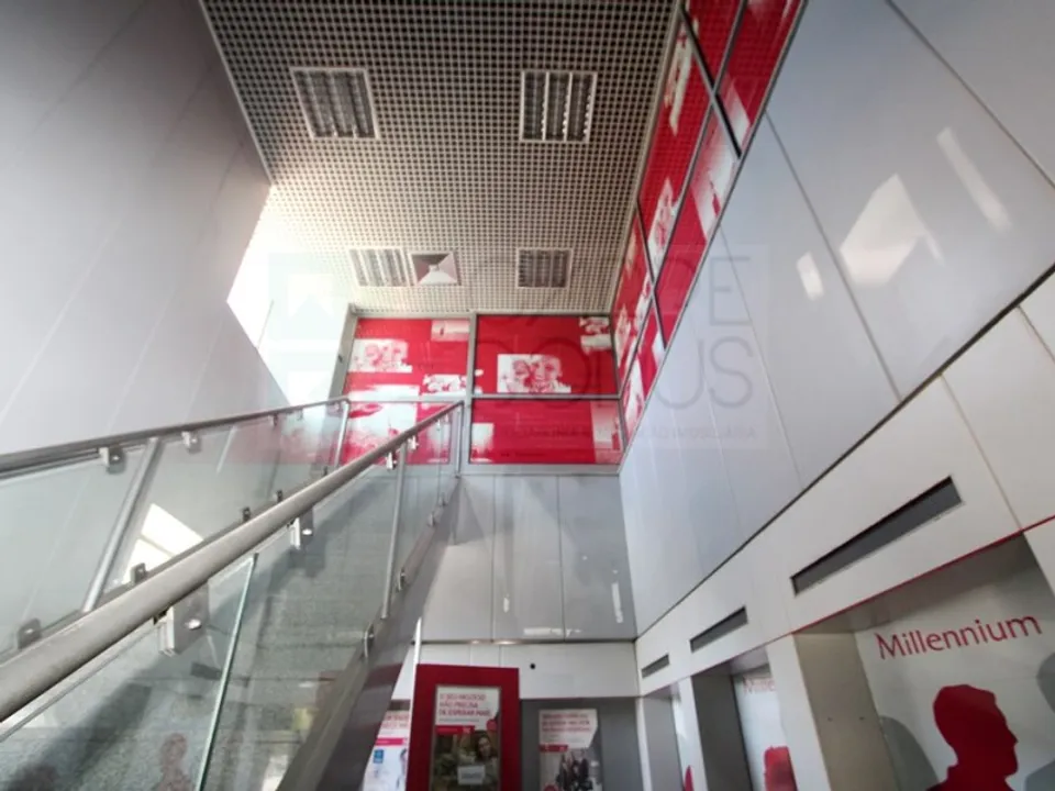 Commercial property in Amora, Setubal - photo 3