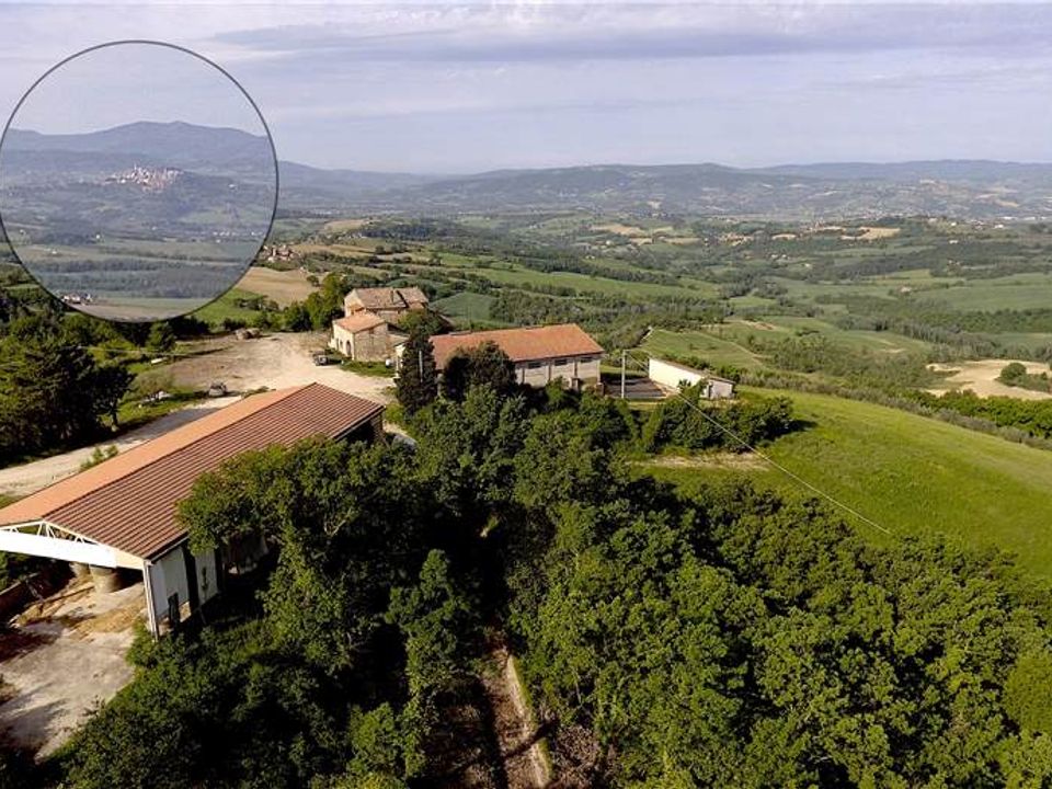 Granja a Gualdo Cattaneo, Perugia - foto 3