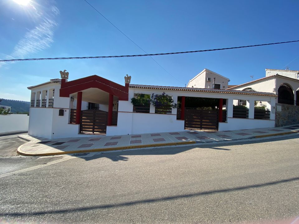 Villa i Villanueva De Algaidas, Malaga - foto 1