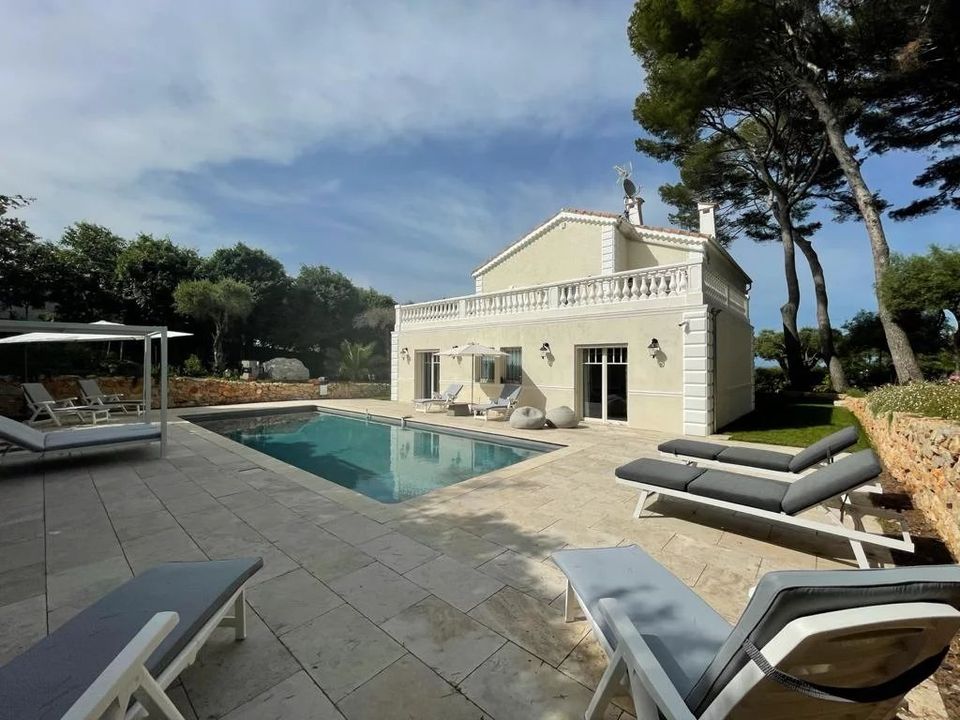 Villa i Antibes, Alpes-Maritimes - foto 1