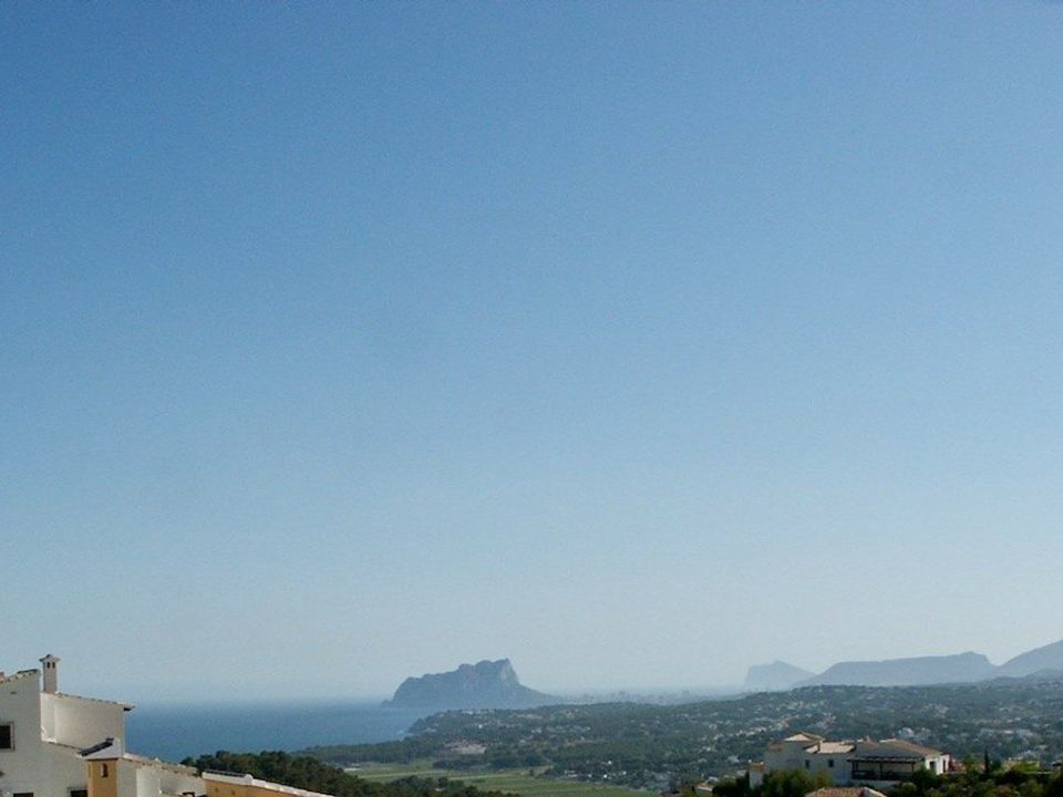 Helårsgrund i Moraira, Alicante - foto 1