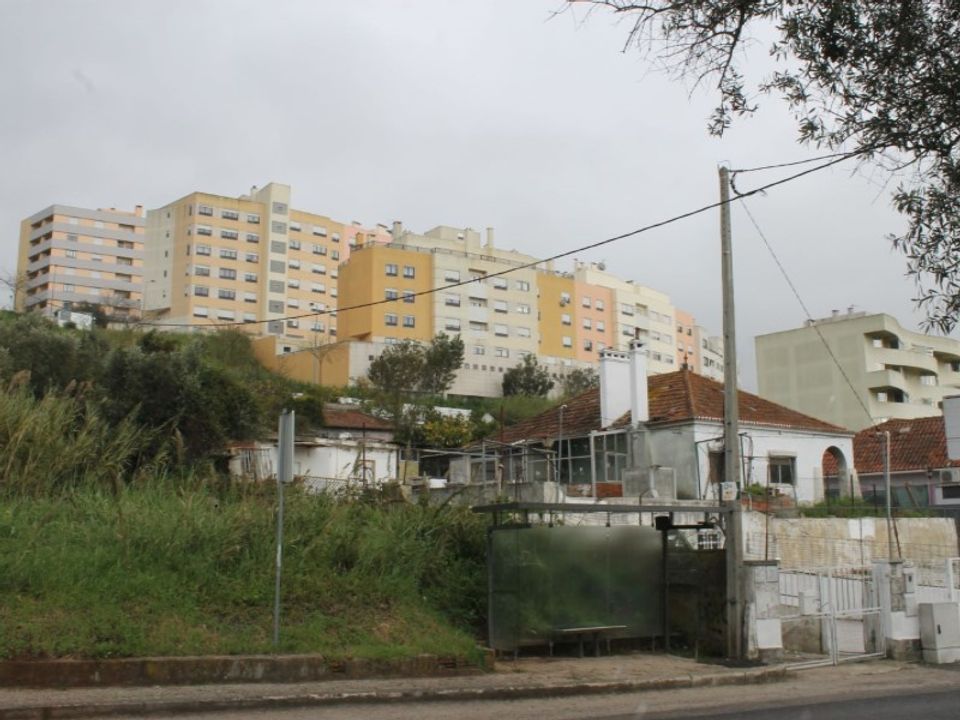 Helårsgrund i Odivelas, Lisbon - foto 3