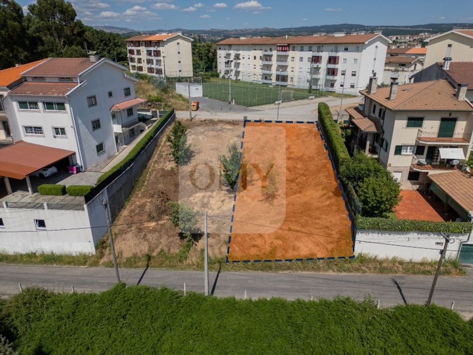 Terreno en Lordelo, Braga - foto 3