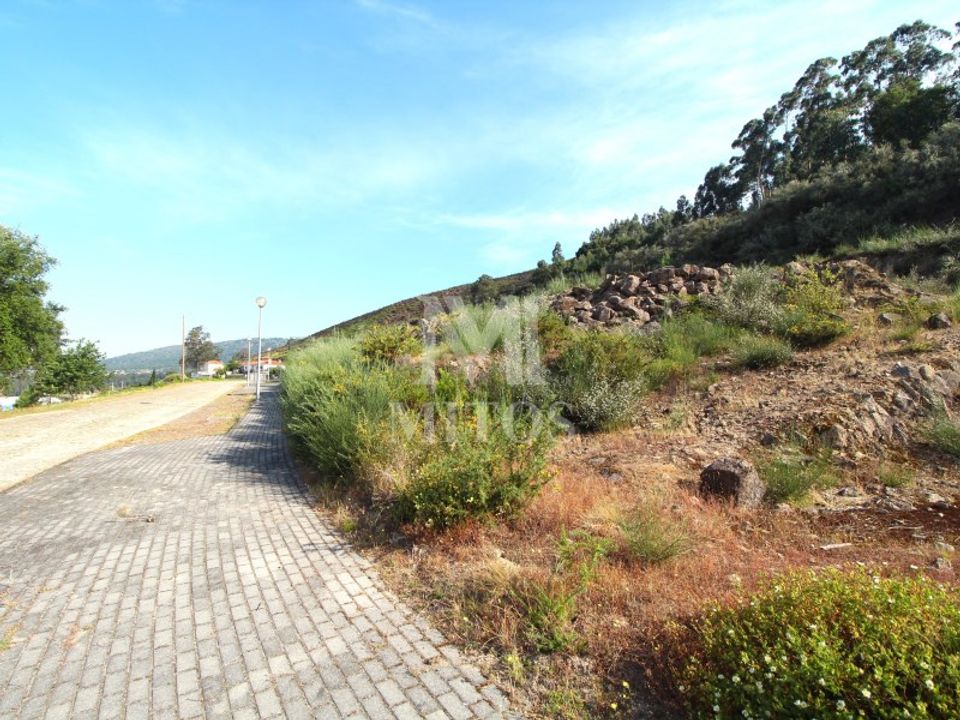 Helårsgrund i Barroselas, Viana do Castelo - foto 1