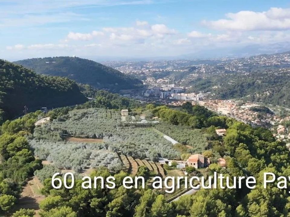 Landejendom i La Trinité, Alpes-Maritimes - foto 3