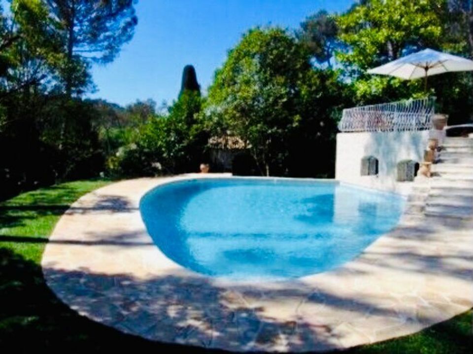 Villa i Mougins, Alpes-Maritimes - foto 1