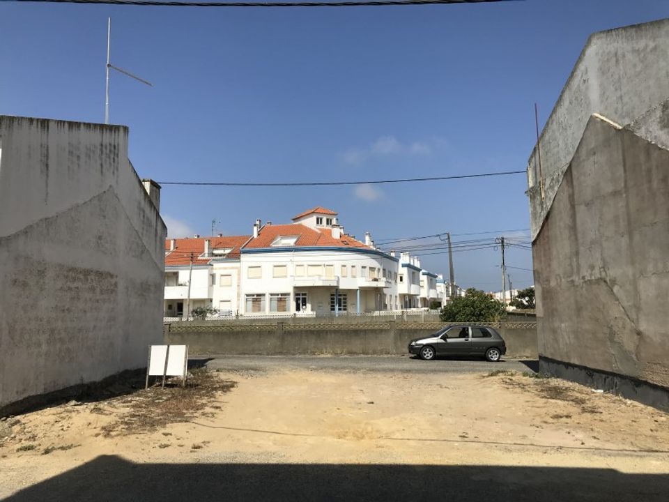 Helårsgrund i Atouguia da Baleia, Leiria - foto 2
