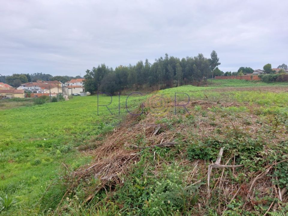 Grond in Serzedo, Porto - foto 1