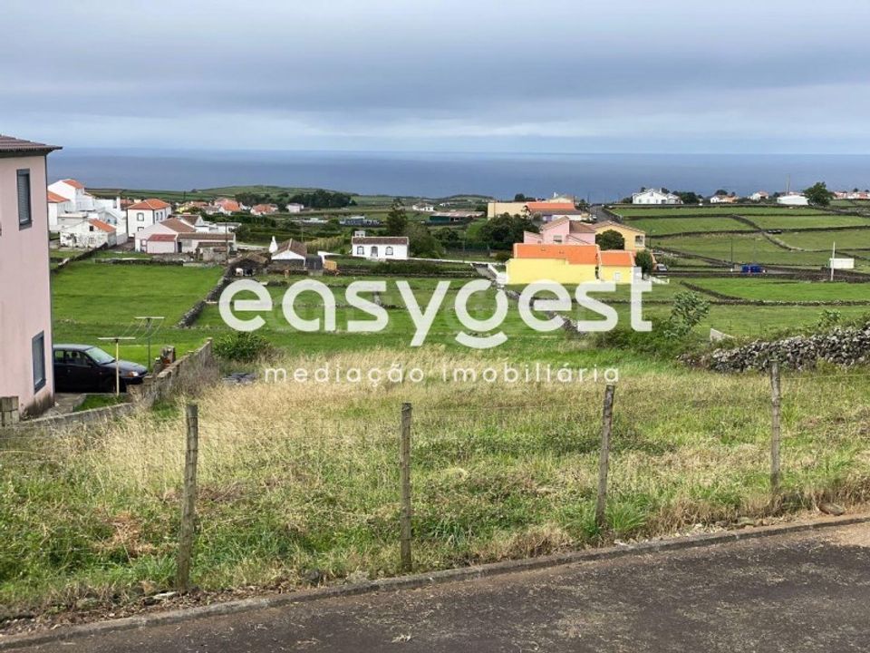 Helårsgrund i Agualva, Terceira - foto 1