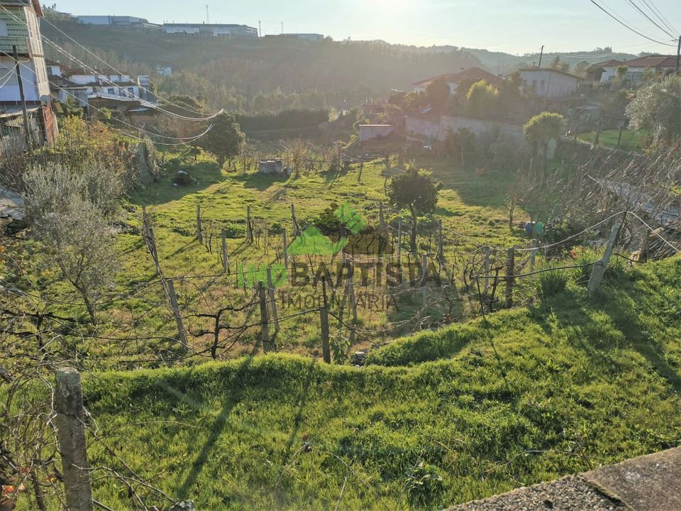 Helårsgrund i Castelo de Paiva, Aveiro - foto 2