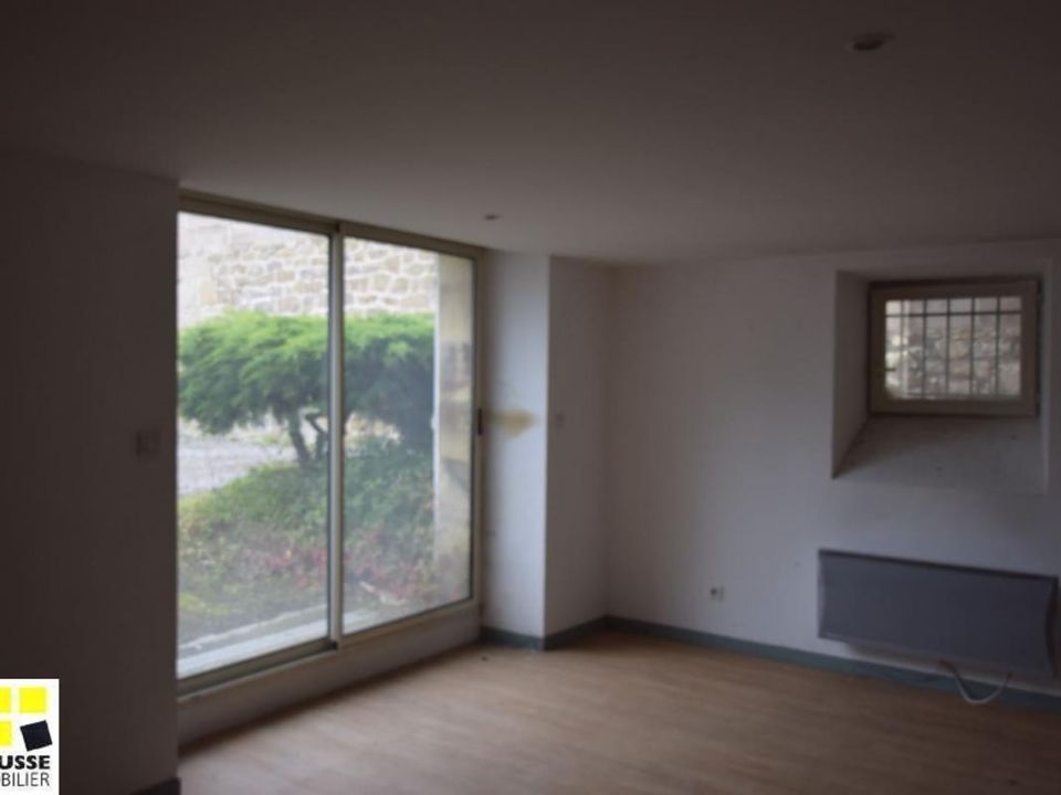 L'establiment comercial a Brive-la-Gaillarde, Correze - foto 2