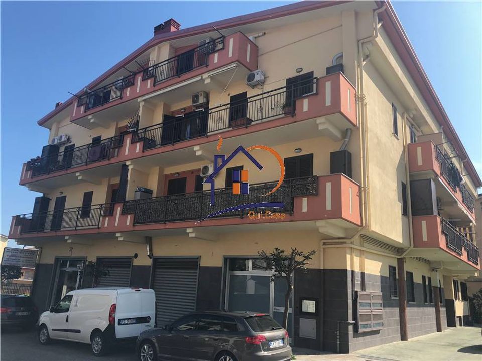 Garage i Corigliano-Rossano, Cosenza - foto 1