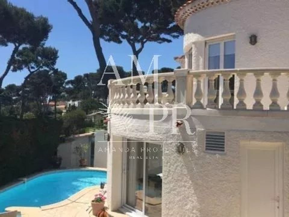 Villa i Antibes, Alpes-Maritimes - foto 1
