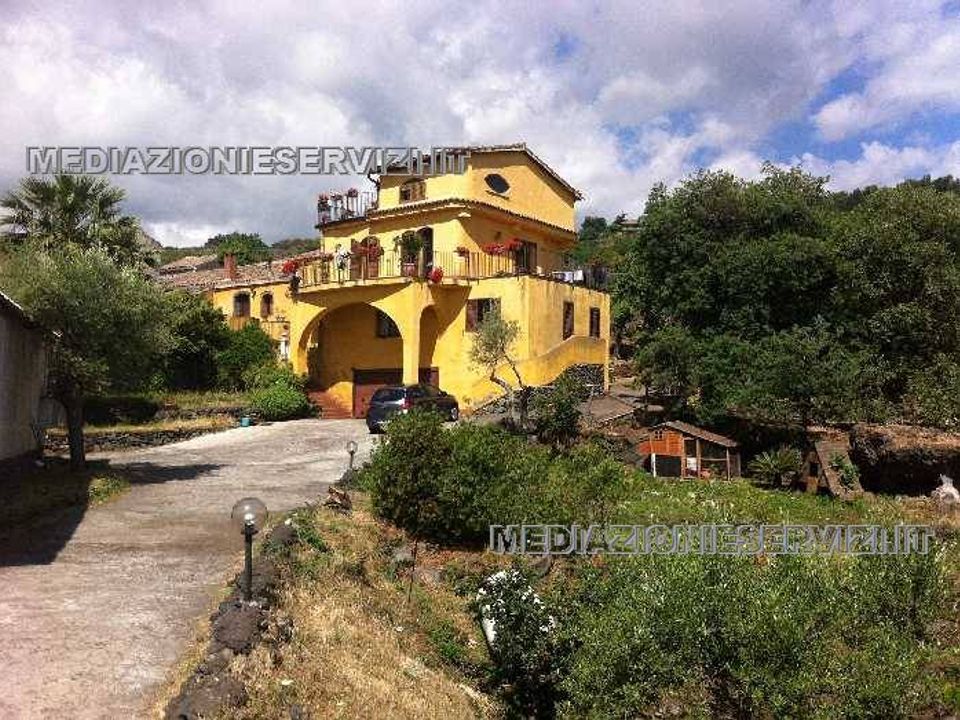 Farm i Mascali, Catania - foto 1