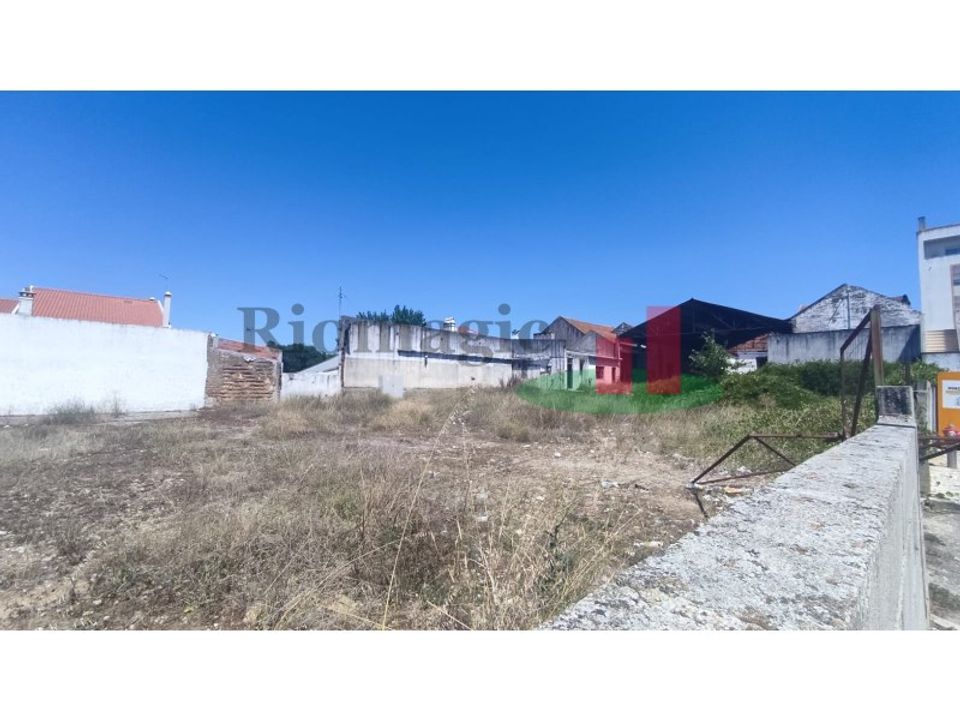 Helårsgrund i Alpiarca, Santarem - foto 1