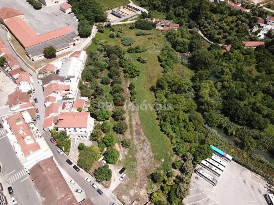 Helårsgrund i Torres Novas, Santarem - foto 2