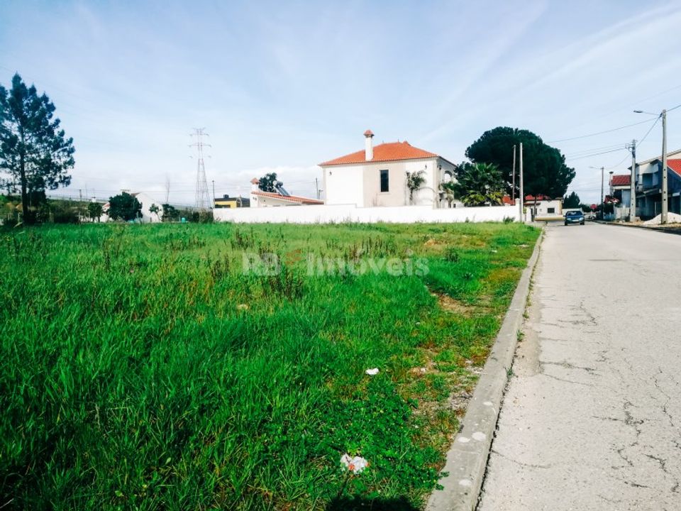 Helårsgrund i Entroncamento, Santarem - foto 1