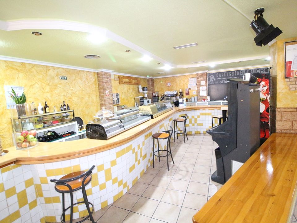 L'establiment comercial a Dolores, Alicante - foto 5