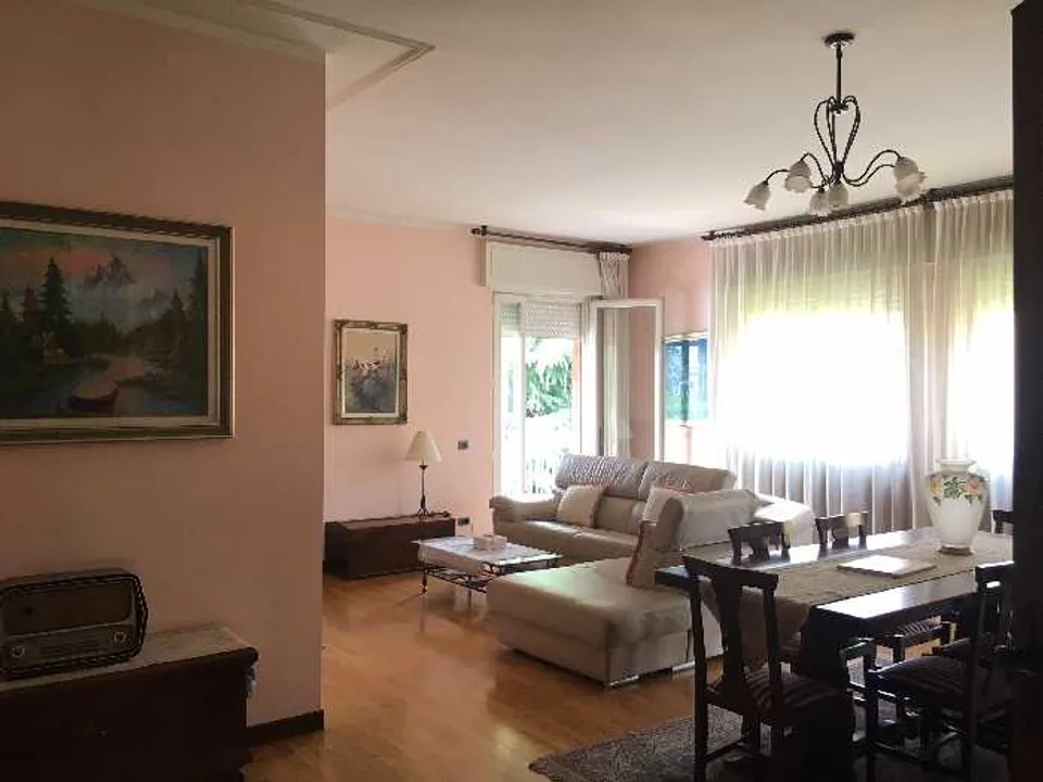 Villa i Villongo, Bergamo - foto 1