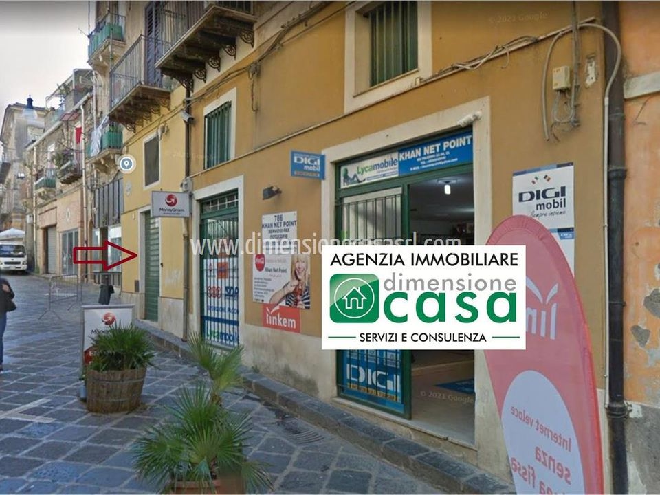 Erhvervsejendom i Caltanissetta, Caltanissetta - foto 1