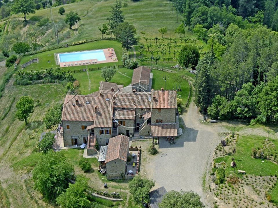 Landejendom i Arezzo, Arezzo - foto 1