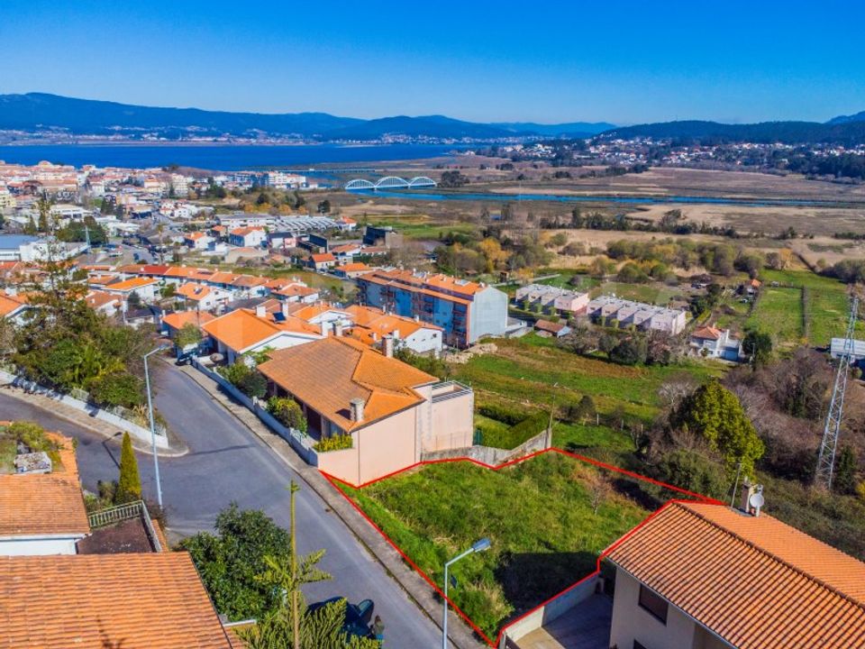 Helårsgrund i Caminha, Viana do Castelo - foto 1
