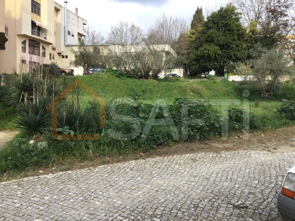 Helårsgrund i Torres Novas, Santarem - foto 2