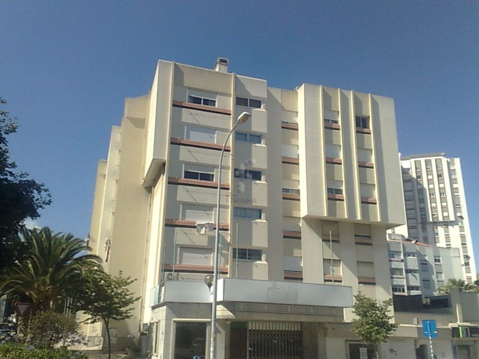 Erhvervsejendom i Alges, Lisbon - foto 5