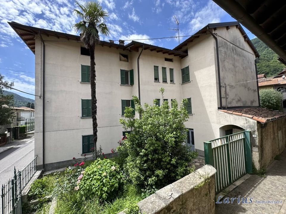 Villa i Valbrona, Como - foto 1
